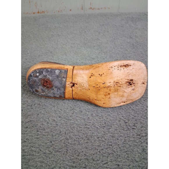 Vintage Childs Wooden Shoe Last Form Left Foot Wood Cobbler Mold Primative Decor - Picture 8 of 9
